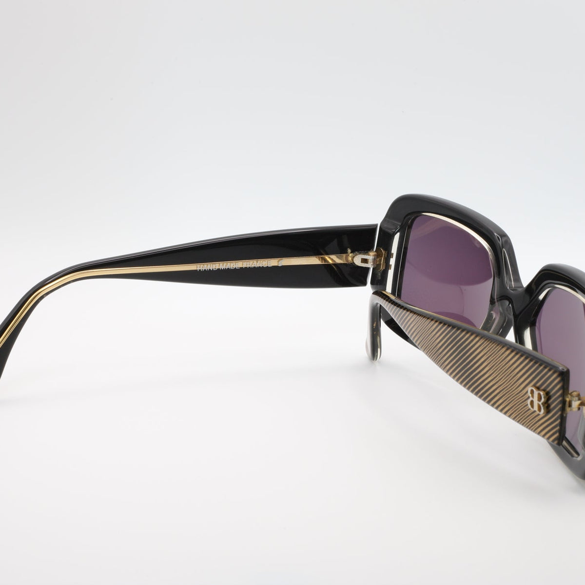 Lunettes Balenciaga Paris vintage, modèle 2445, intérieur branche gauche, verres violet