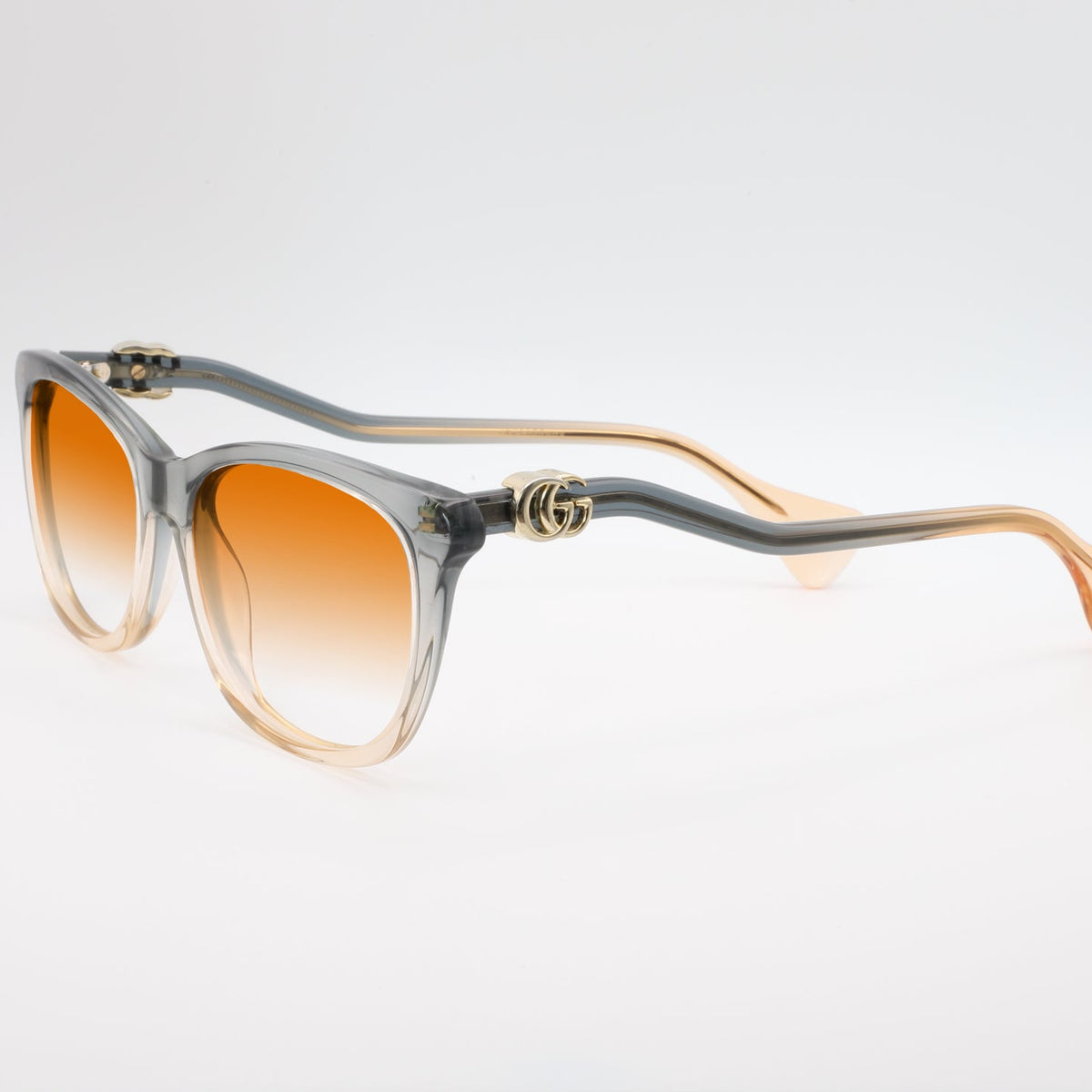 Lunette Gucci — GG1012O, vue de profil, verres orange dégradé